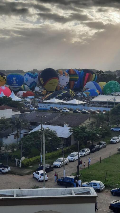 Apartamento Em Otima Localizacao Torres Esterno foto