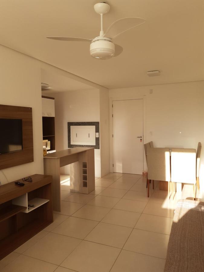 Apartamento Em Otima Localizacao Torres Esterno foto